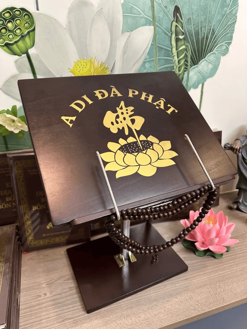 (Tặng vòng + lá bồ đề) Kệ kinh sách bằng gỗ cao cấp chữ A Di Đà Phật không cong vênh có thể gấp gọn