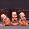 Tượng chú tiểu mini đáng yêu mang lại an nhiên trong cuộc sống