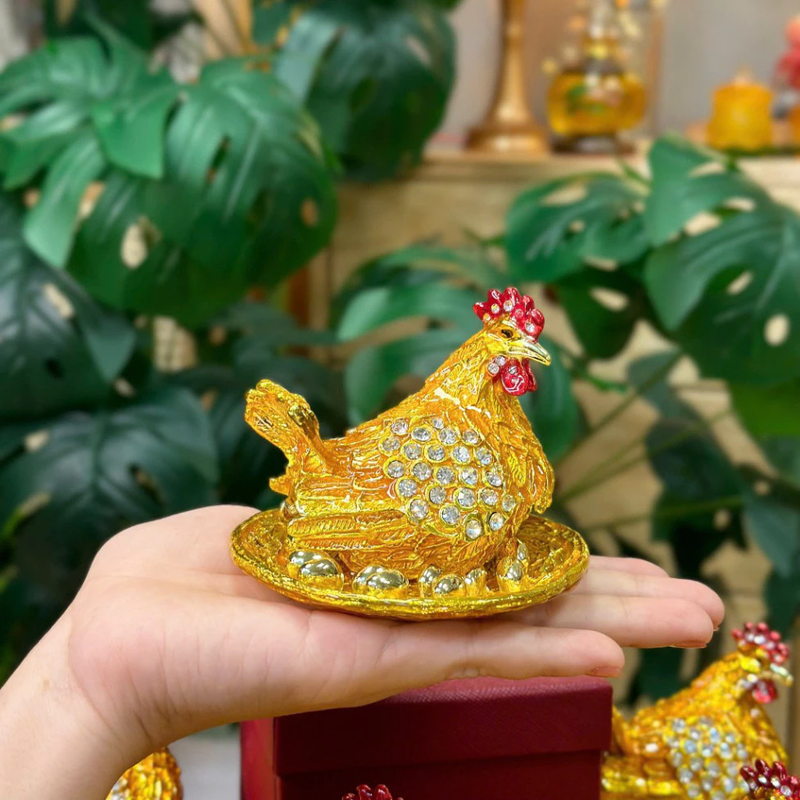 Gà Đẻ Trứng Vàng Ngọc Bích Phong Thuỷ, Chiêu Lộc, Tụ Tài, May Mắn