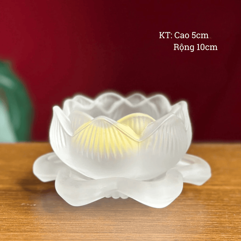 1 Đế Nến Màu Trắng