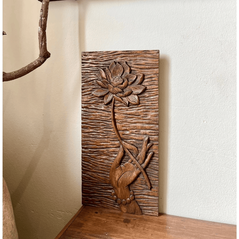 Tranh Gỗ Diệu Liên 20 x 40cm – Tay Phật Nâng Đoá Sen Nở, Decor Tâm Linh Treo Tường/Bàn, Quà Tặng An Lành